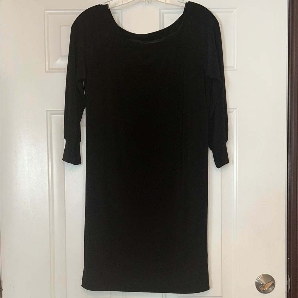 Norma Kamali Classic Dress M Black Staple 3/4 Sleeves Cuffs Stretch Minimalist